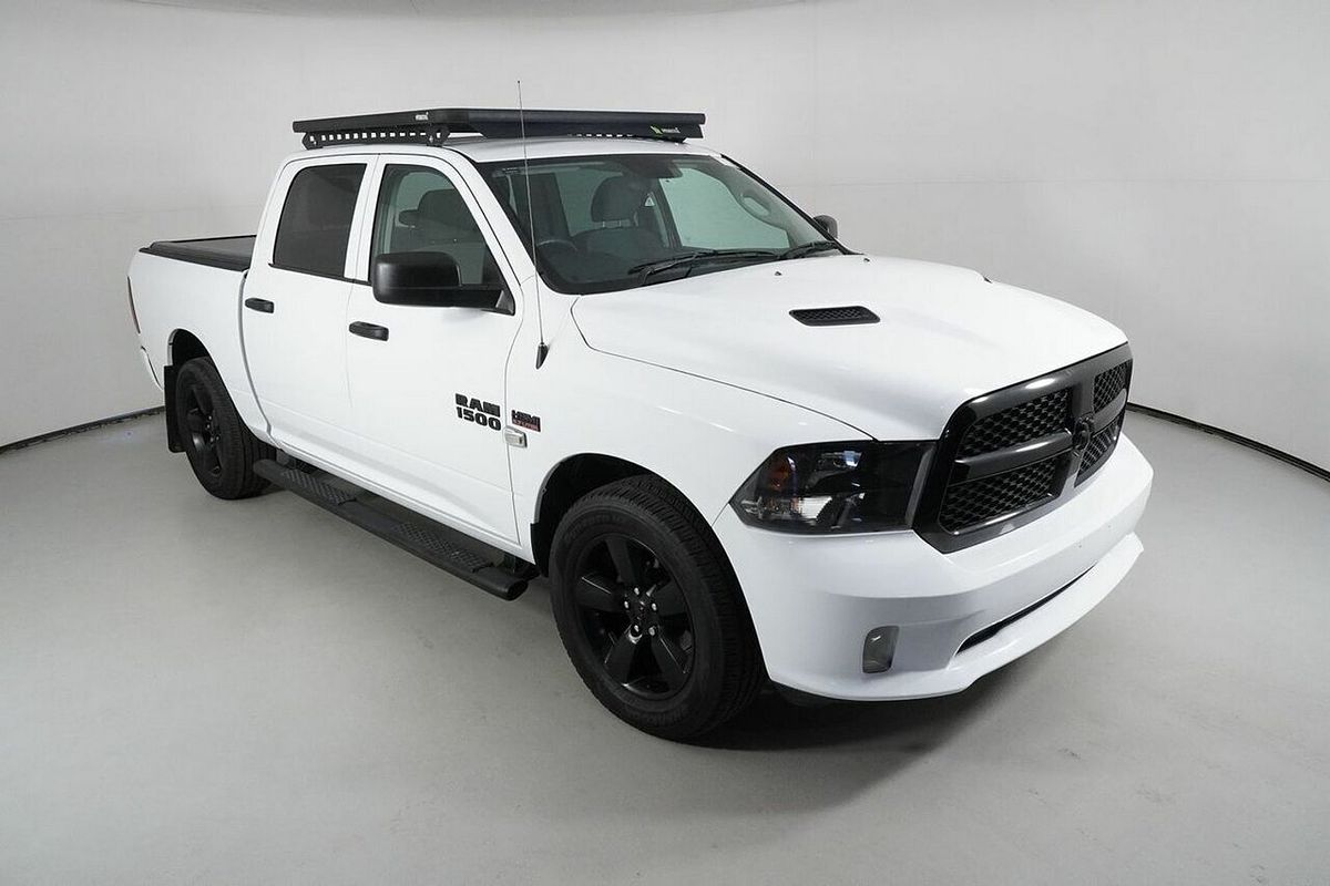 2021 RAM 1500 Express Rambox DS MY21 4X4