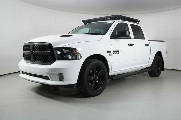 2021 RAM 1500 Express Rambox DS MY21 4X4