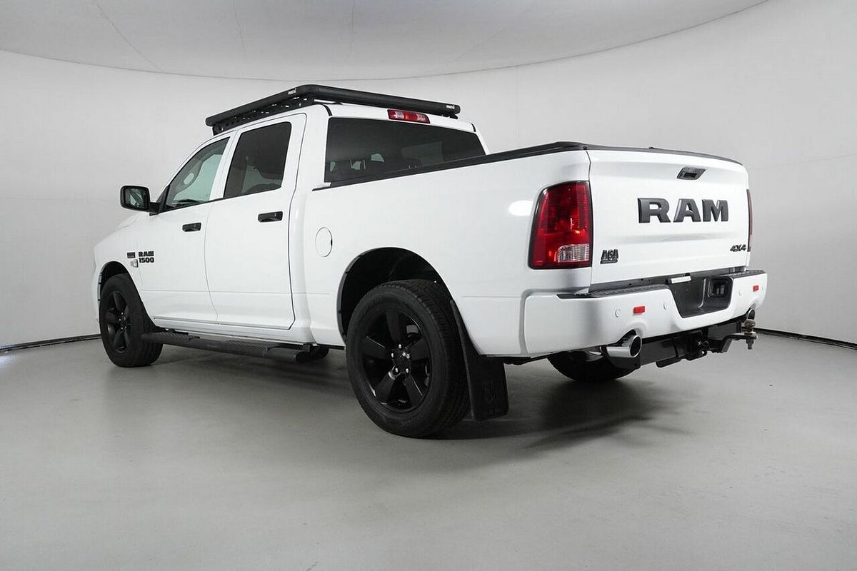 2021 RAM 1500 Express Rambox DS MY21 4X4