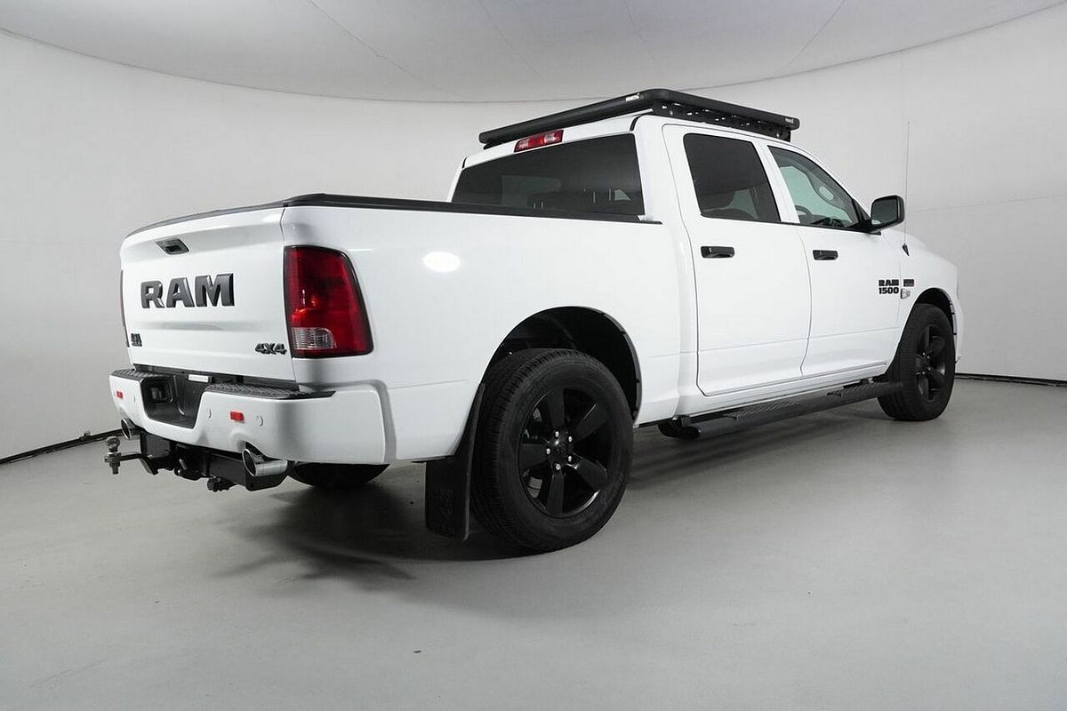 2021 RAM 1500 Express Rambox DS MY21 4X4