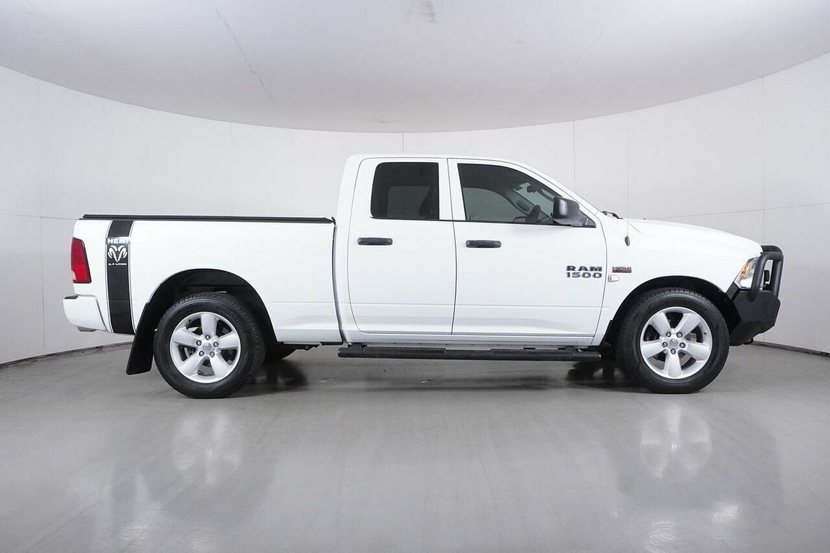 2022 RAM 1500 Express DS MY22 4X4