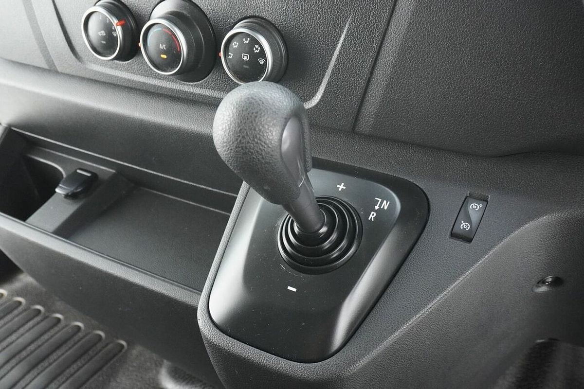 2020 Renault Master LWB Mid X62 MY17