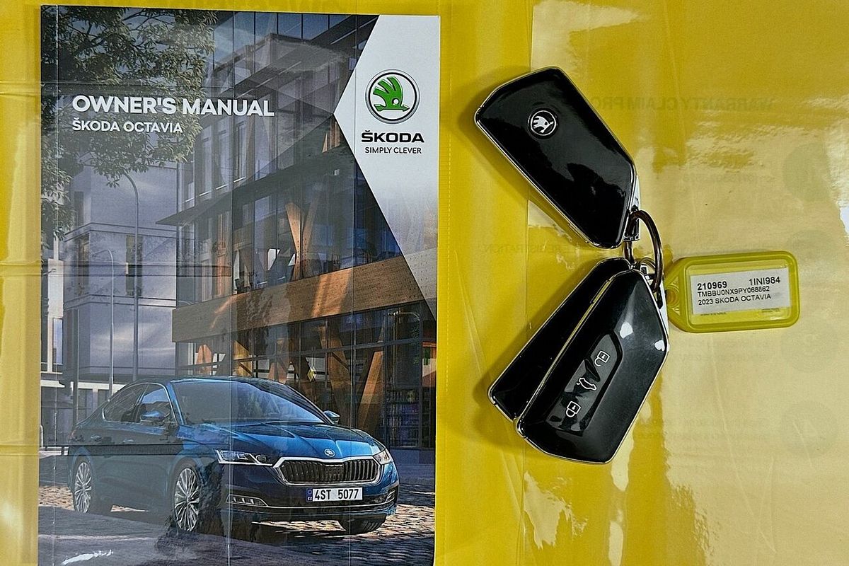 2023 SKODA Octavia RS 180TSI NX MY23