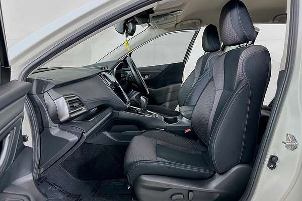 2022 Subaru Outback AWD MY22