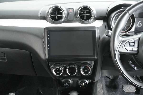2022 Suzuki Swift GL Navi Plus AZ Series II