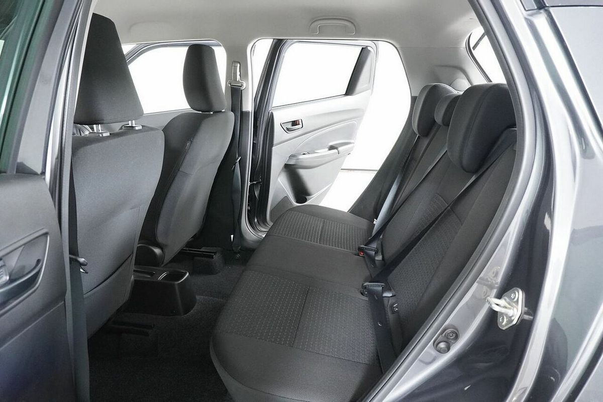 2022 Suzuki Swift GL Navi Plus AZ Series II