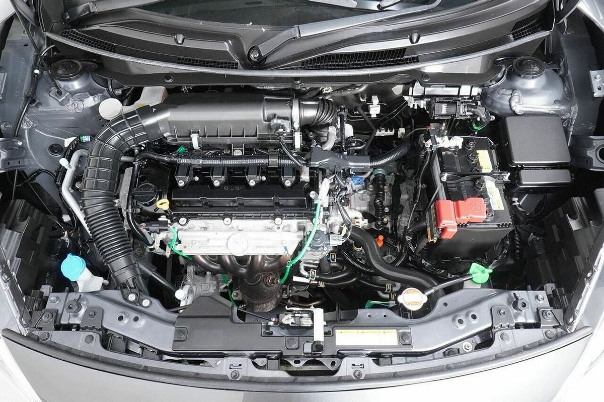2022 Suzuki Swift GL Navi Plus AZ Series II