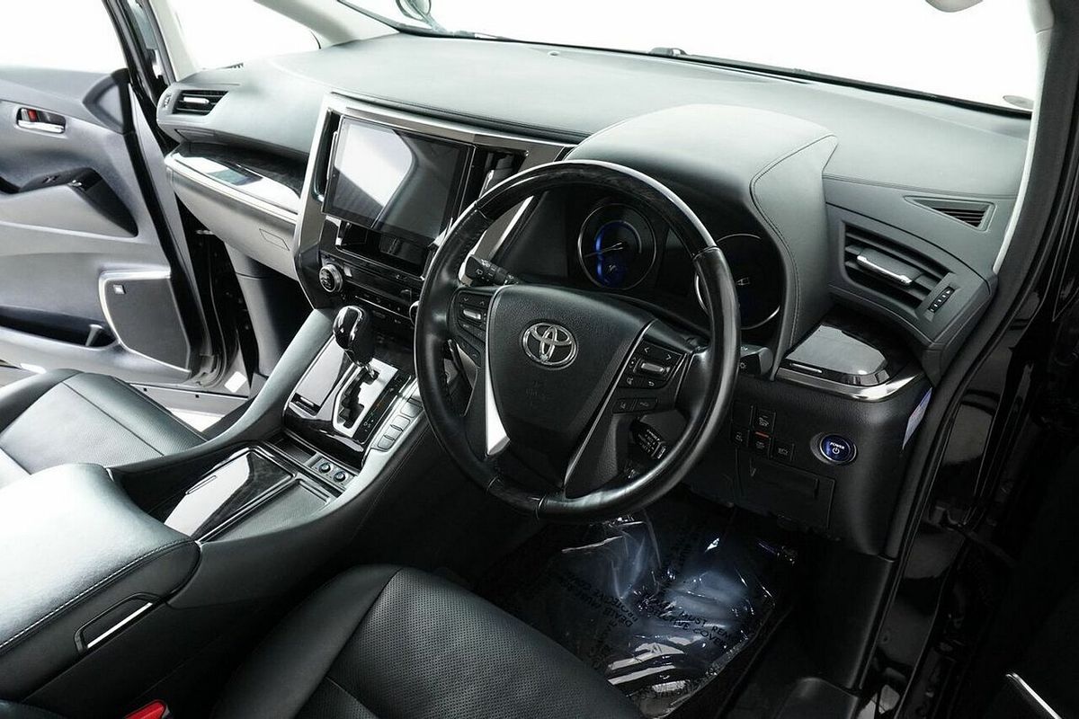 2018 Toyota Alphard SR Hybrid