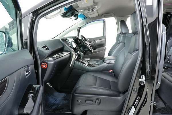 2018 Toyota Alphard SR Hybrid