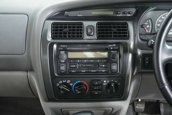 2003 Toyota Avalon GXi MCX10R