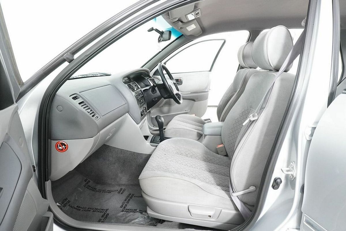 2003 Toyota Avalon GXi MCX10R