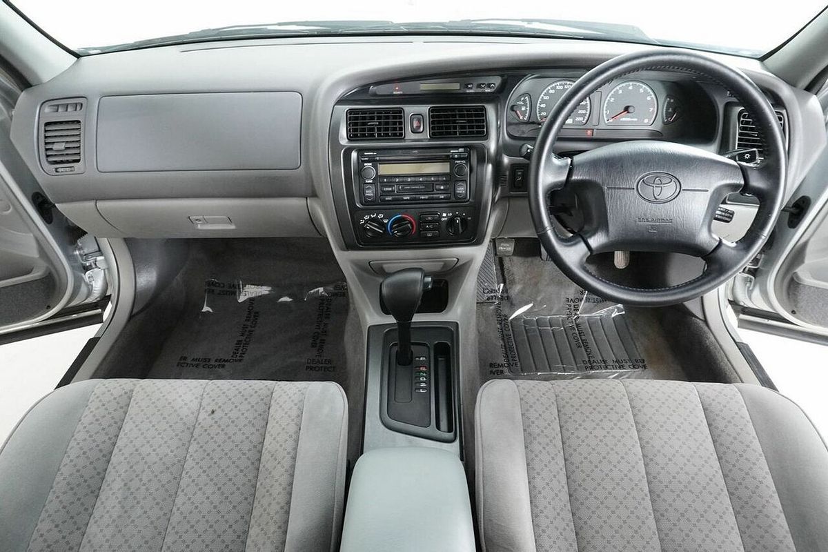 2003 Toyota Avalon GXi MCX10R