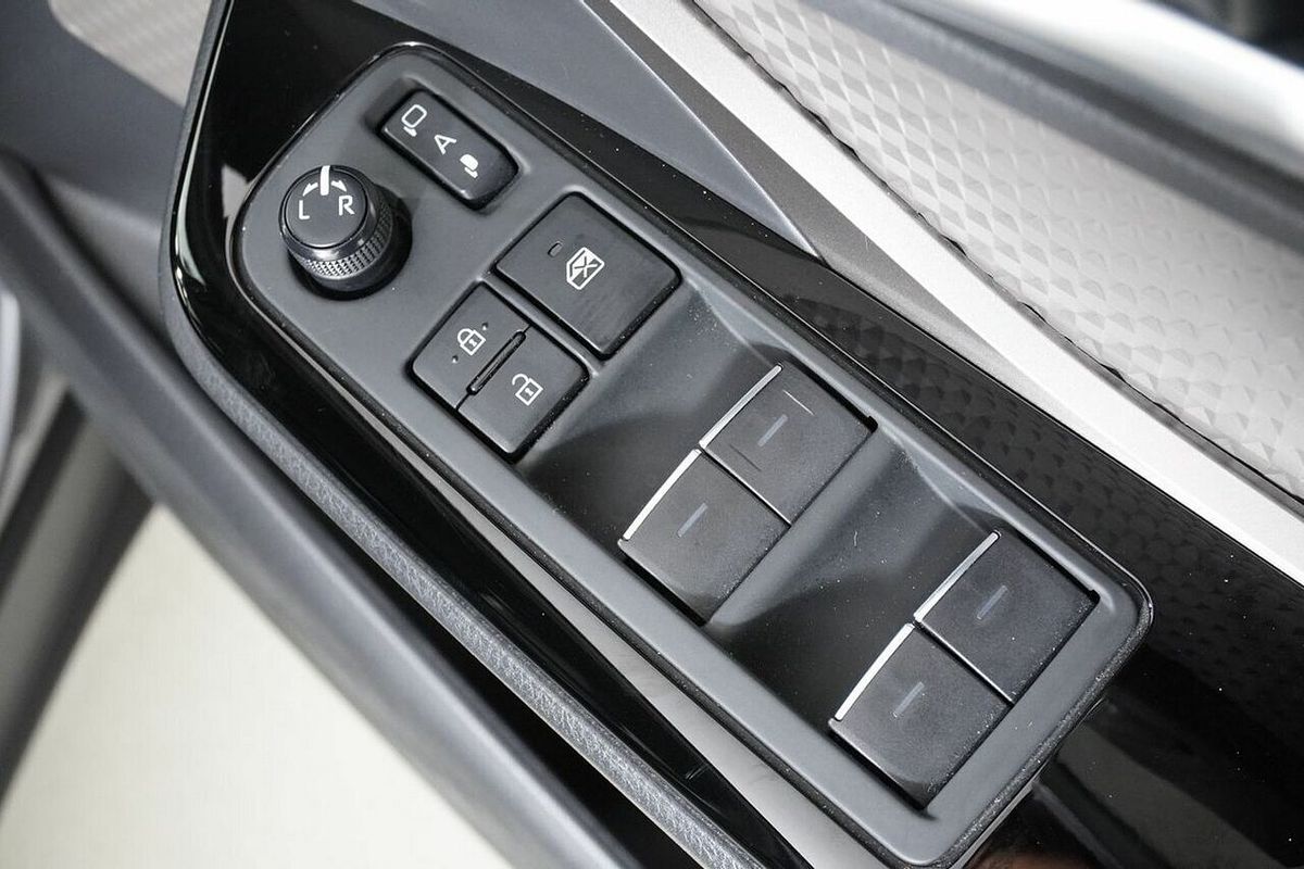 2022 Toyota C-HR Koba (2WD) (Hybrid) ZYX10R