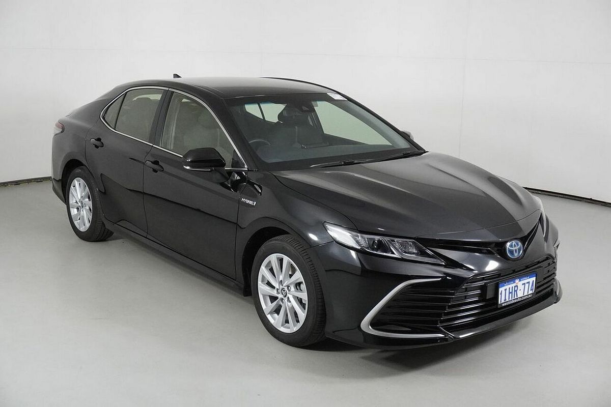 2024 Toyota Camry Ascent (Hybrid) Axhv70R