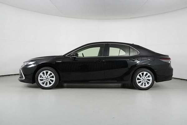 2024 Toyota Camry Ascent (Hybrid) Axhv70R