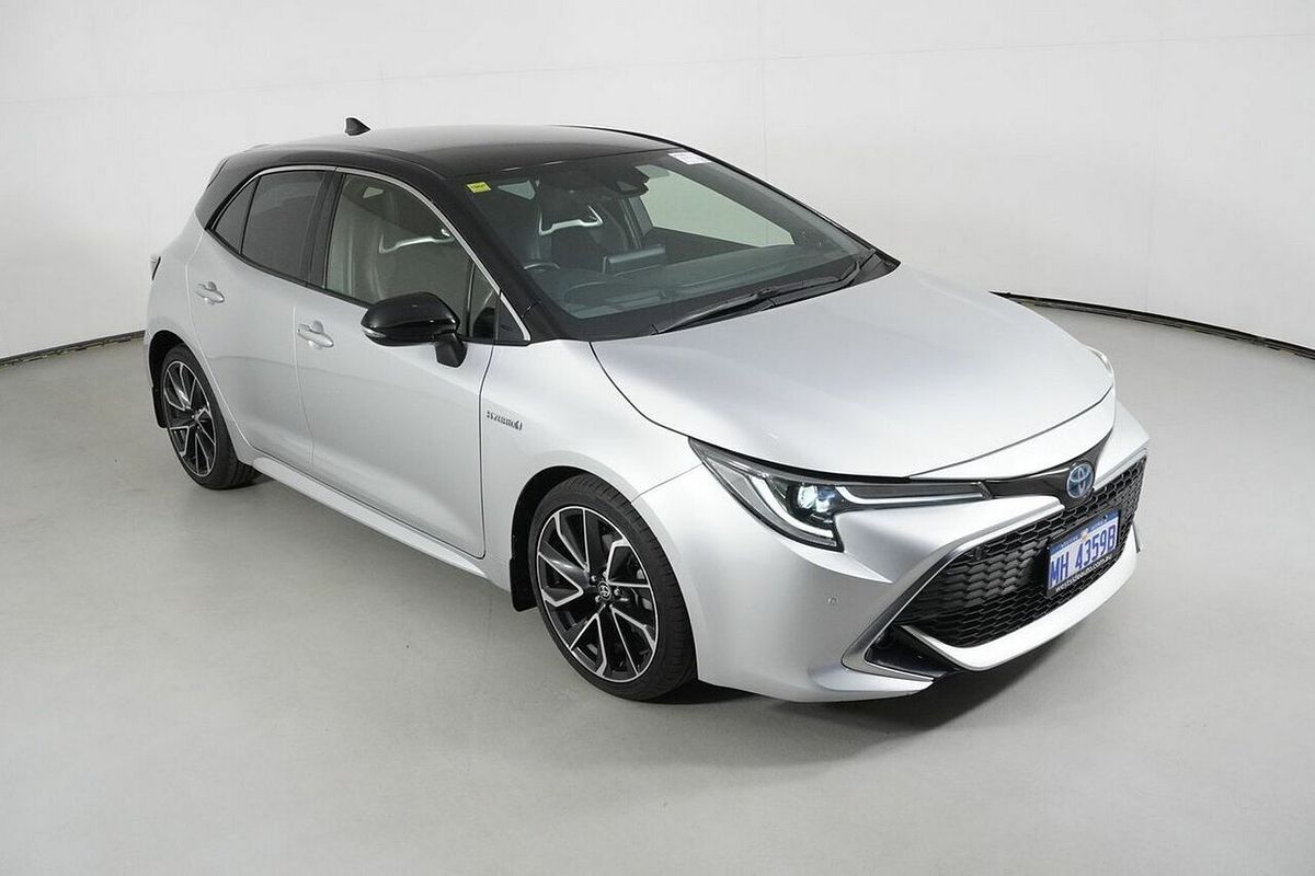 2020 Toyota Corolla ZR Hybrid ZWE211R