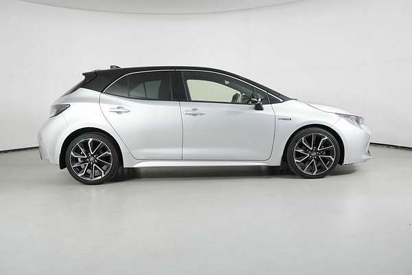 2020 Toyota Corolla ZR Hybrid ZWE211R