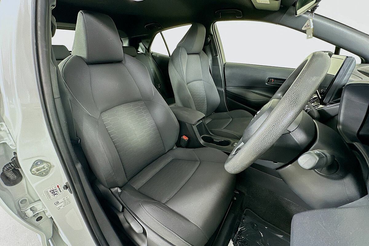 2022 Toyota Corolla Ascent Sport Hybrid ZWE219R