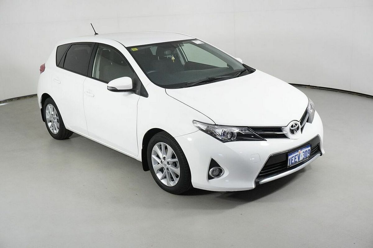 2013 Toyota Corolla Ascent Sport ZRE182R