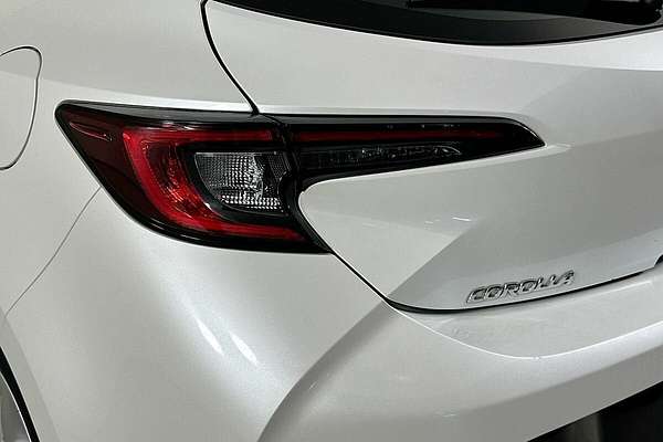 2022 Toyota Corolla Ascent Sport Hybrid ZWE219R