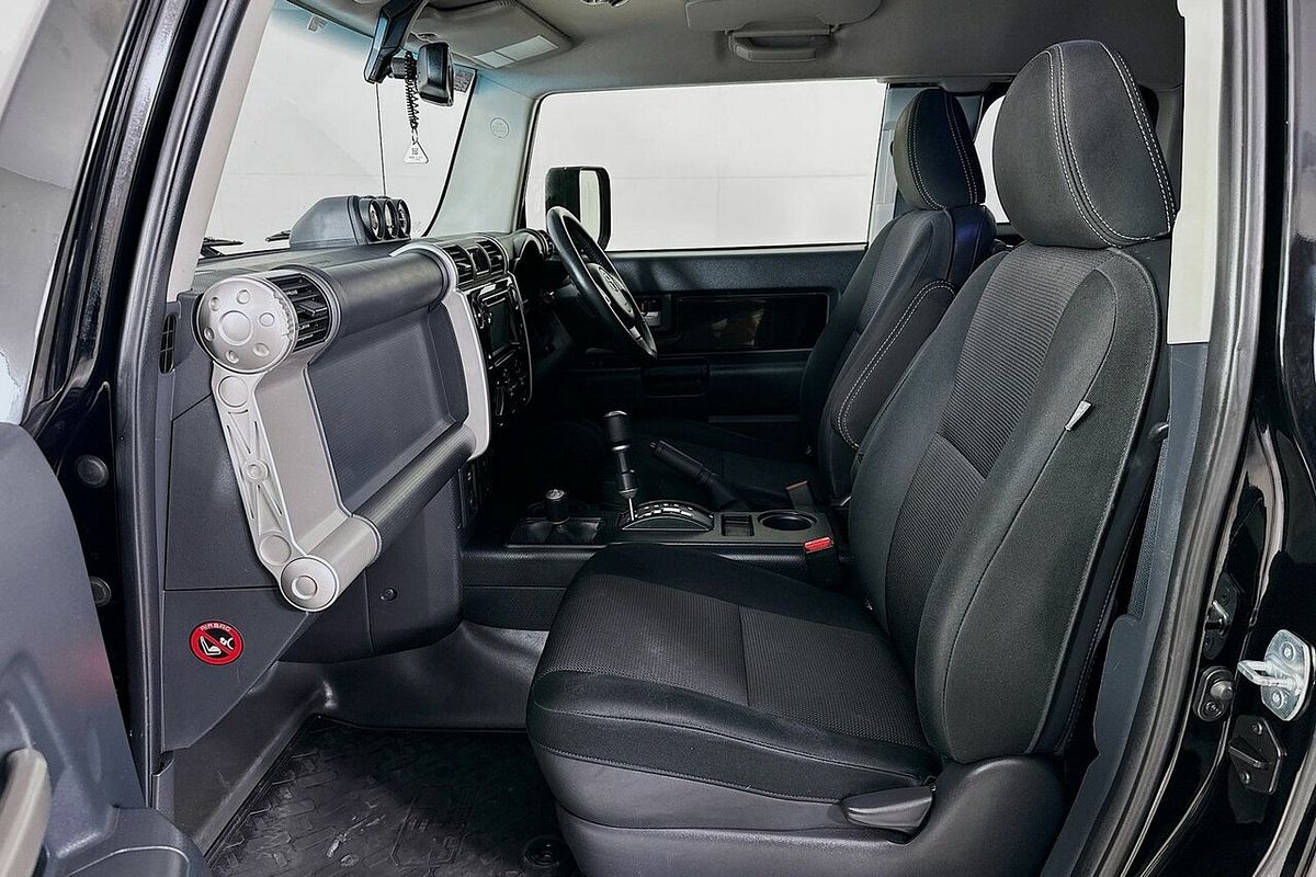 2014 Toyota FJ Cruiser GSJ15R MY14