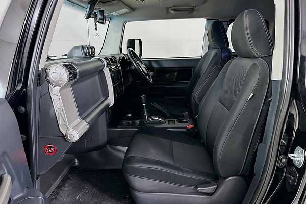 2014 Toyota FJ Cruiser GSJ15R MY14