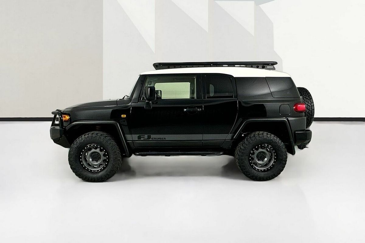 2014 Toyota FJ Cruiser GSJ15R MY14