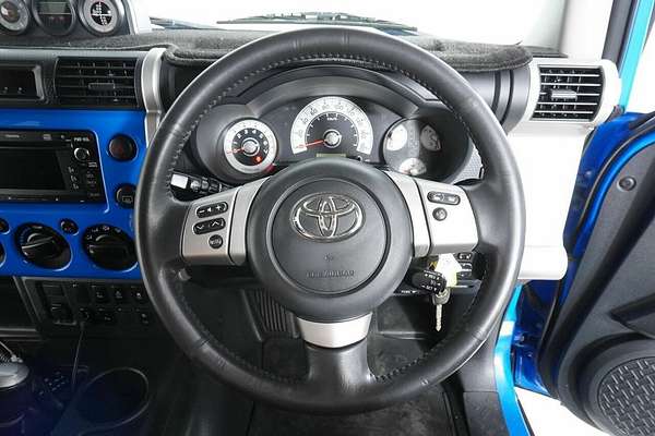 2011 Toyota FJ Cruiser GSJ15R