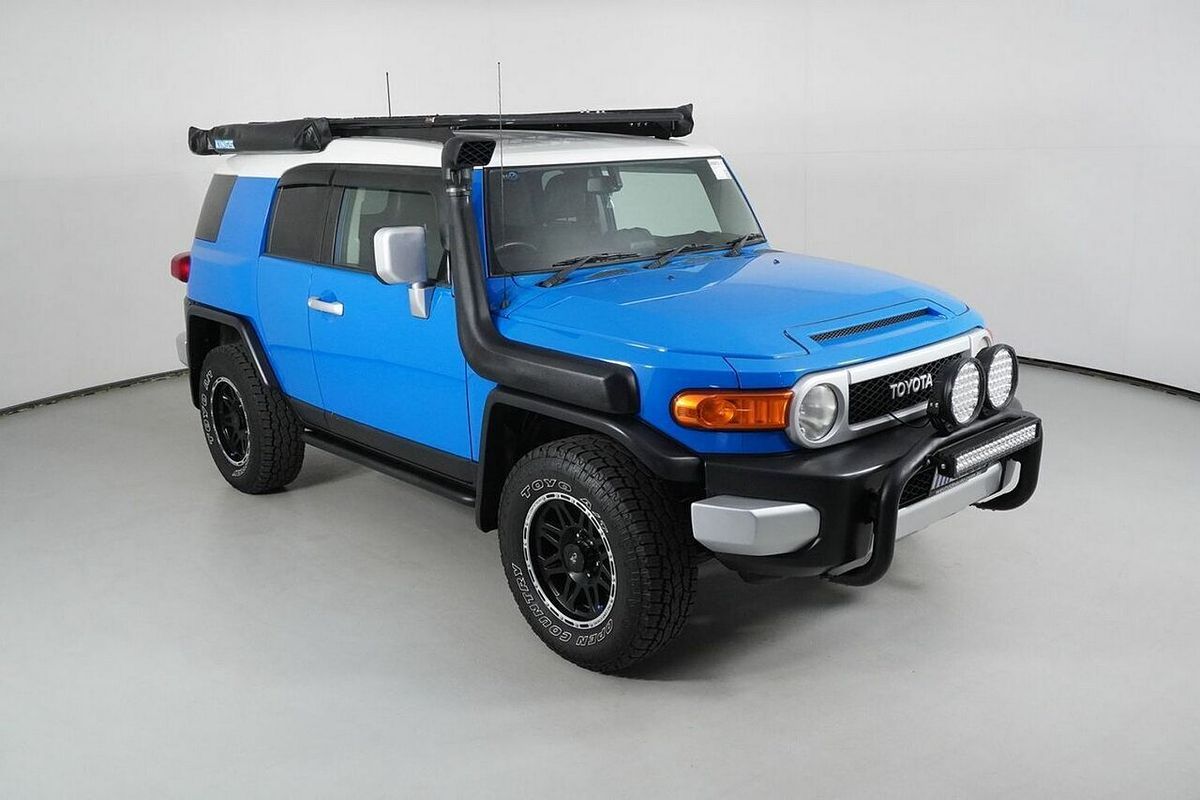 2011 Toyota FJ Cruiser GSJ15R