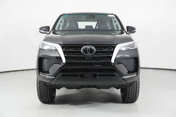 2023 Toyota Fortuner GX GUN156R