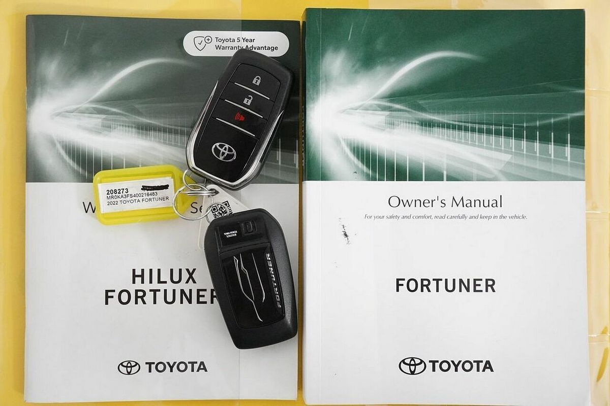 2022 Toyota Fortuner GXL Premium Interior GUN156R
