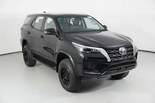 2023 Toyota Fortuner GX GUN156R