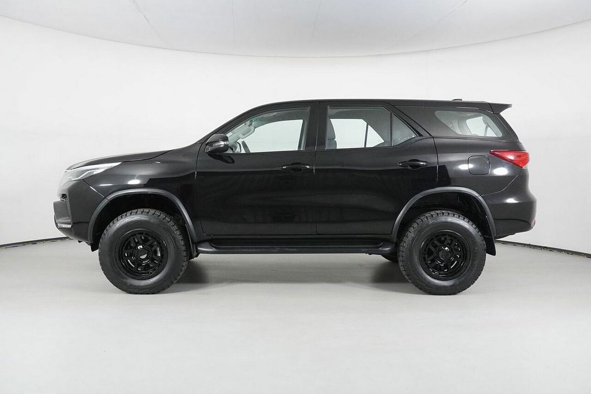 2023 Toyota Fortuner GX GUN156R