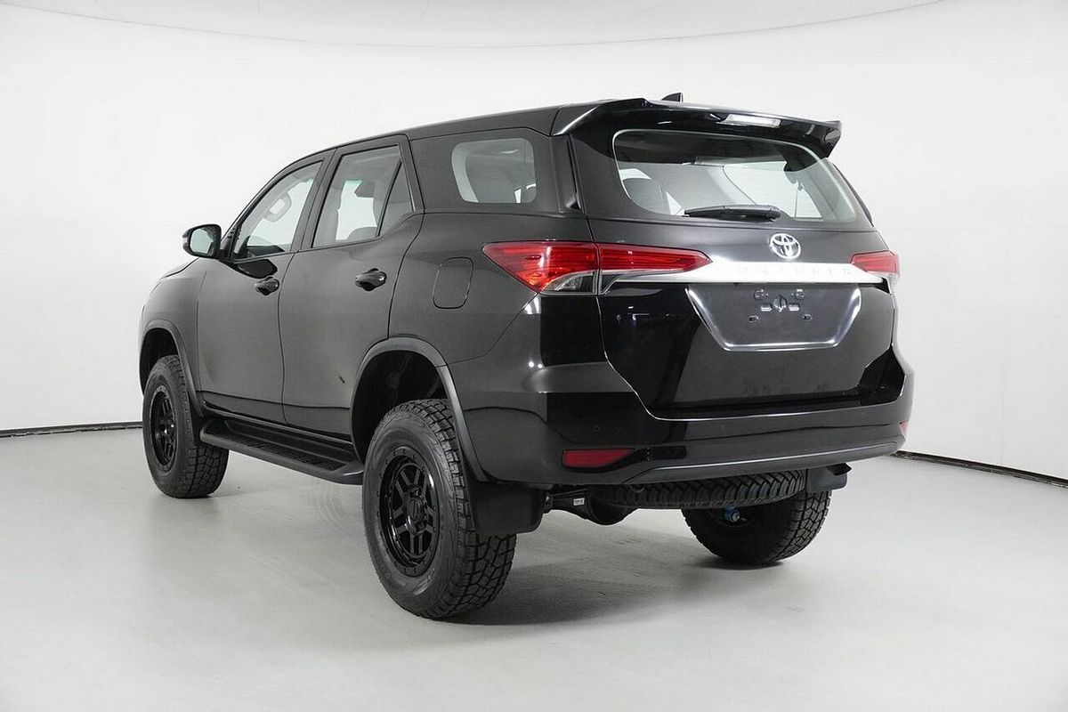 2023 Toyota Fortuner GX GUN156R