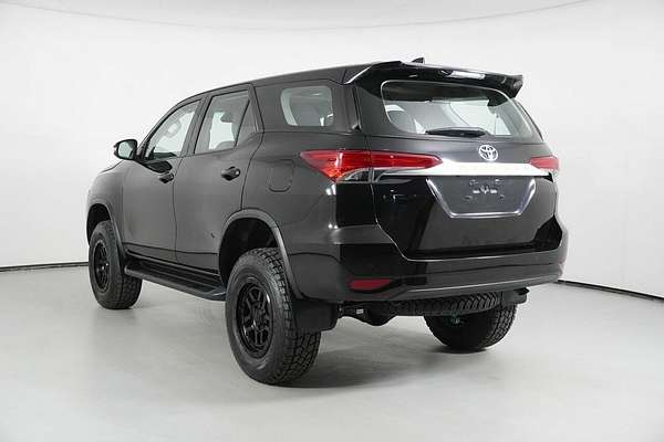 2023 Toyota Fortuner GX GUN156R
