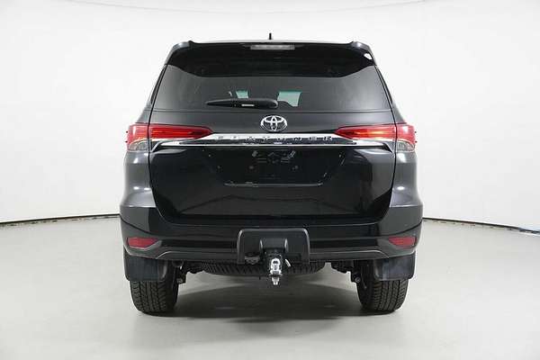 2022 Toyota Fortuner GXL Premium Interior GUN156R