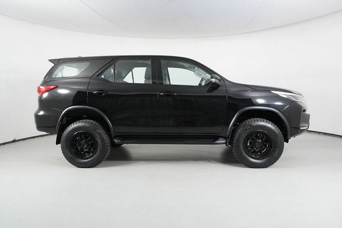 2023 Toyota Fortuner GX GUN156R