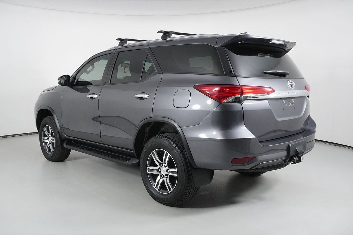 2022 Toyota Fortuner GXL Premium Interior GUN156R