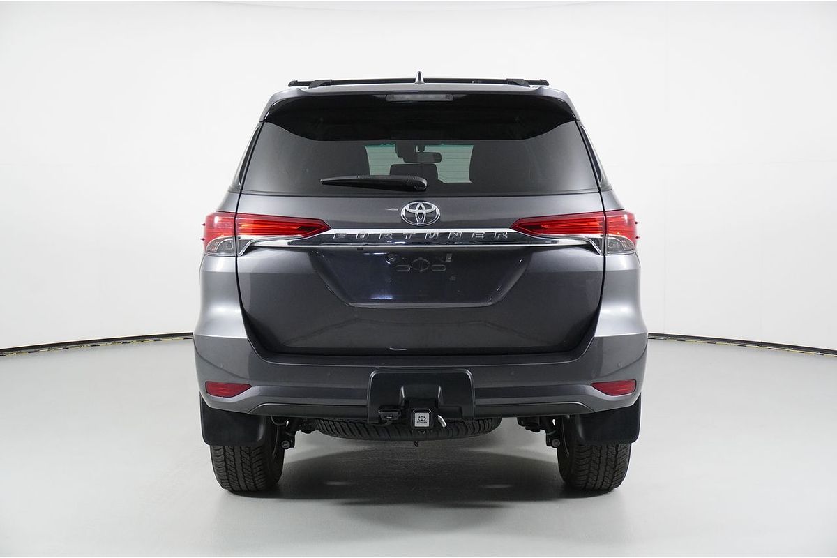 2022 Toyota Fortuner GXL Premium Interior GUN156R