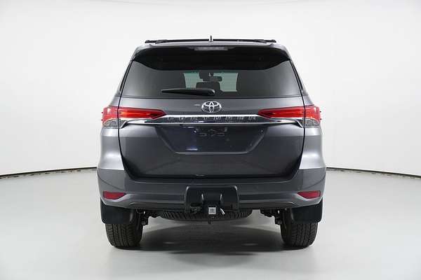 2022 Toyota Fortuner GXL Premium Interior GUN156R