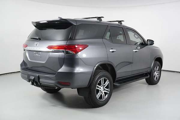 2022 Toyota Fortuner GXL Premium Interior GUN156R