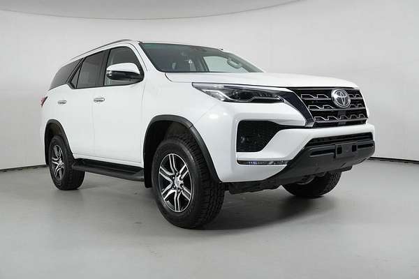 2023 Toyota Fortuner GXL GUN156R