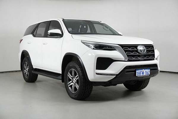 2020 Toyota Fortuner GX GUN156R