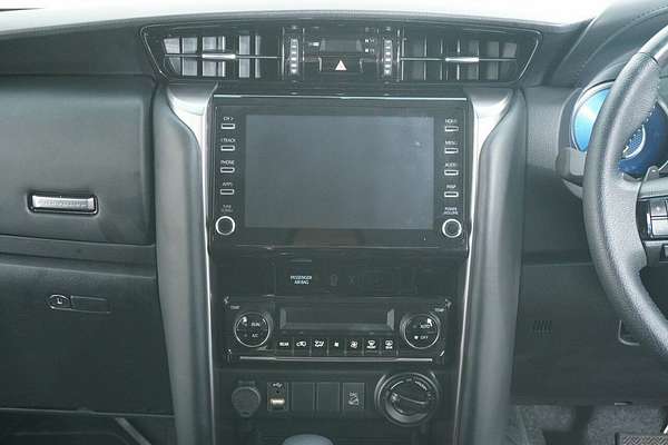 2022 Toyota Fortuner GXL Premium Interior GUN156R