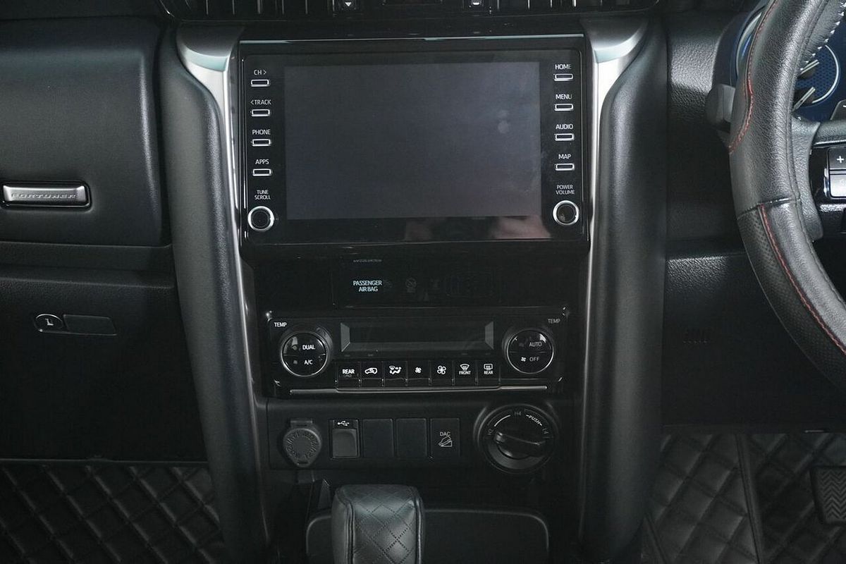 2023 Toyota Fortuner GXL Premium Interior GUN156R