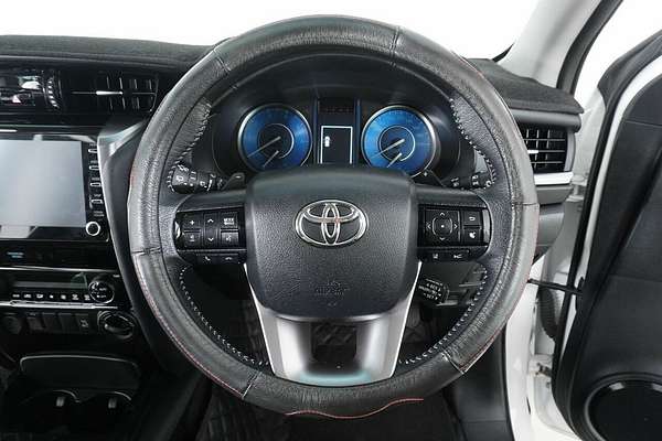 2023 Toyota Fortuner GXL Premium Interior GUN156R