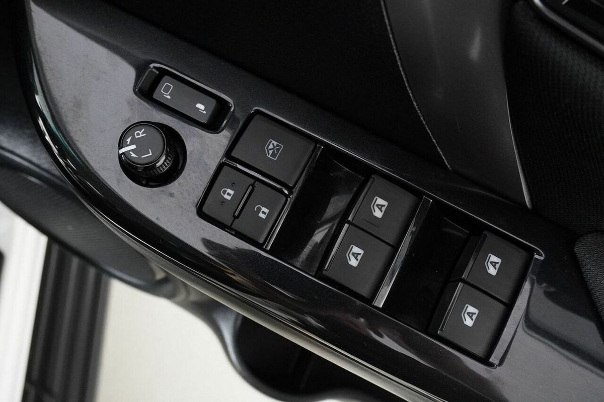 2023 Toyota Fortuner GXL Premium Interior GUN156R