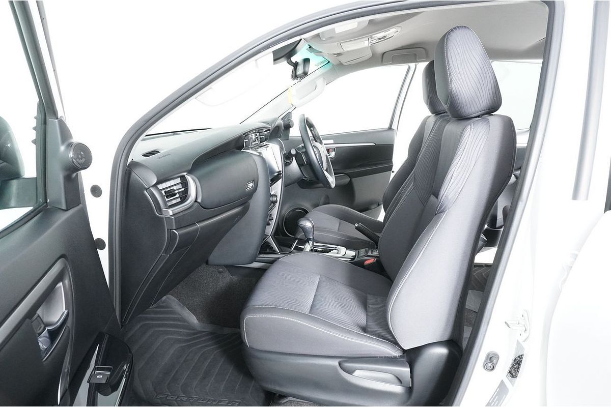 2023 Toyota Fortuner GXL GUN156R