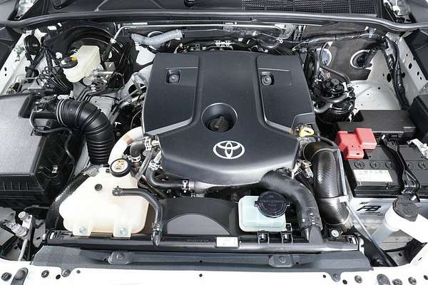 2022 Toyota Fortuner GXL Premium Interior GUN156R