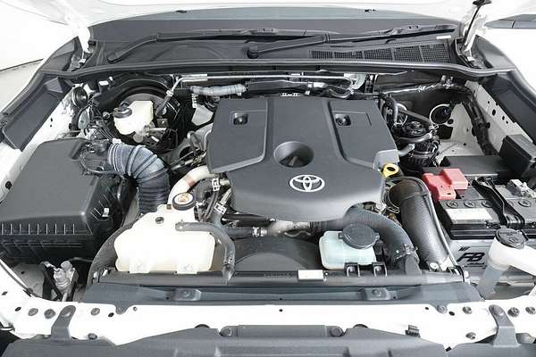 2023 Toyota Fortuner GXL Premium Interior GUN156R